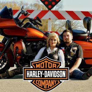 Meet your Posher, Courtney